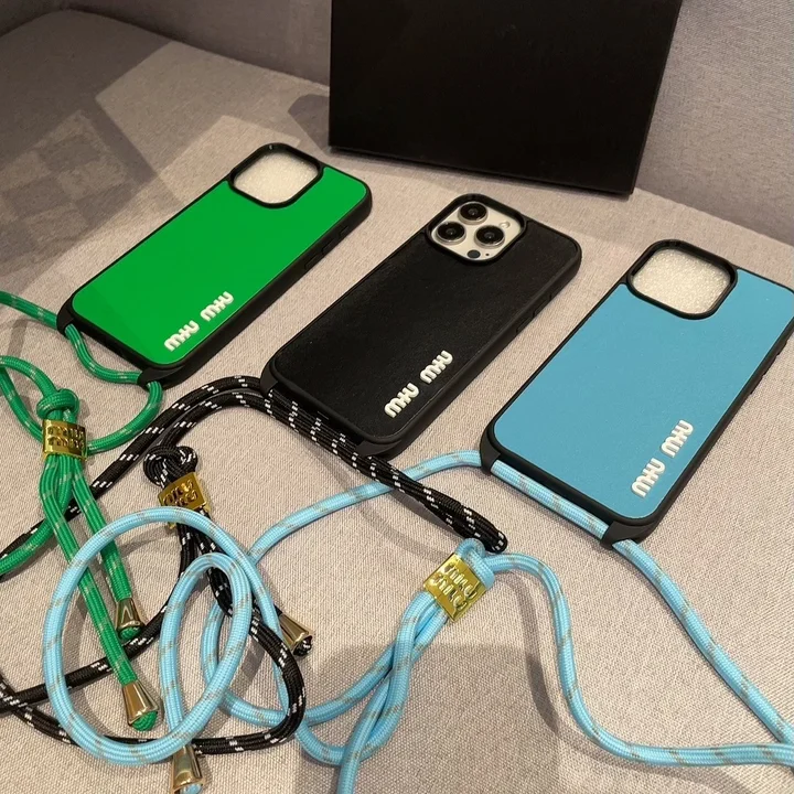 Miumiuの新しい15pro ケース